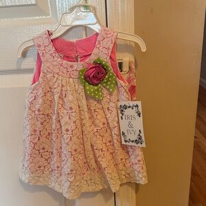 iris & ivy Pink and Cream Lace Top and Capris Set